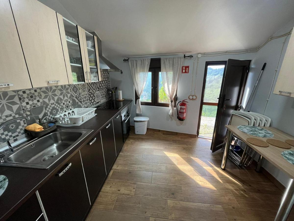 Estupenda Casa Rural Con Excelente Ubicacion Gramedo Eksteriør bilde